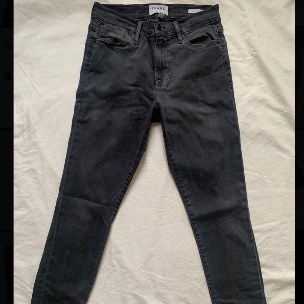 FRAME denim gray mid rise jeans with raw hem size 29- excellent condition